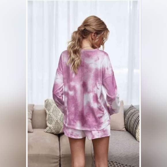 🎀Clearance🎀 2pc SET blue or pink Tie Dye shorts set LOUNGE Wear, pj's  so soft - Picture 2 of 10